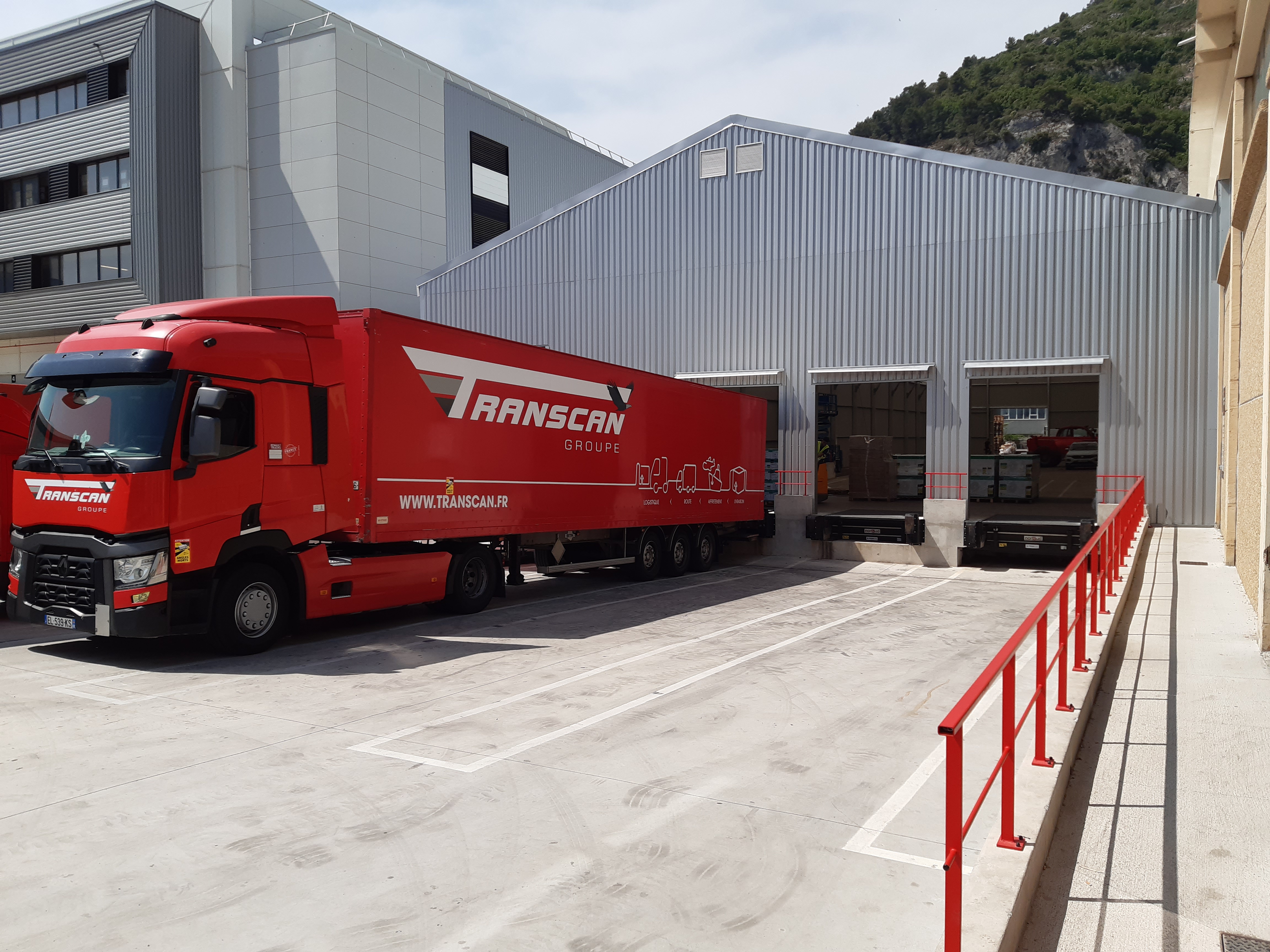 Gérer un pic logistique avec un bâtiment démontable, c'est possible !