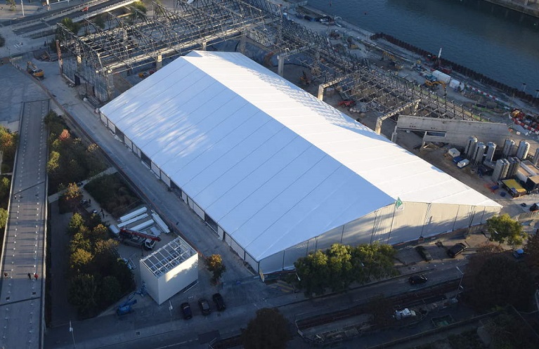 Tente industrielle grande portée : quelles possibilités techniques pour vos projets ?