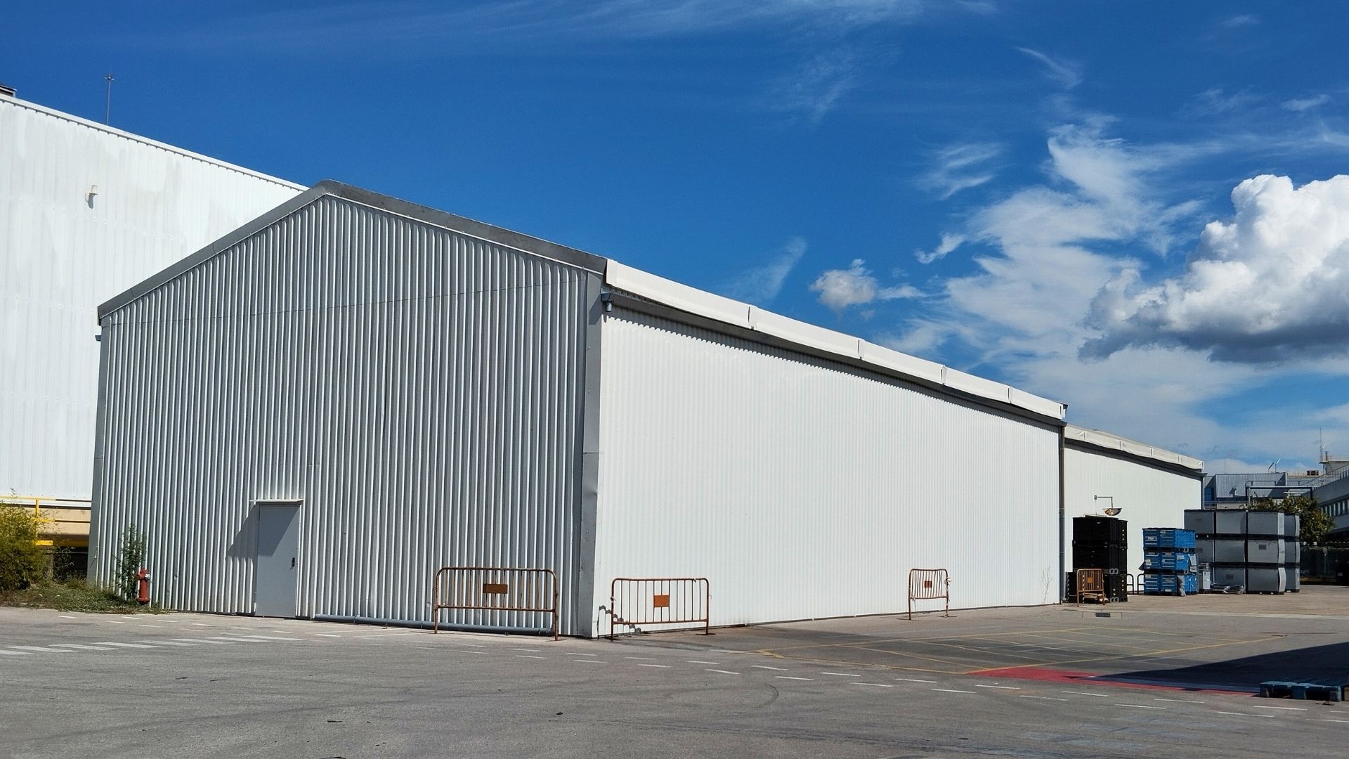 Location de chapiteaux industriels : comment faire le bon choix ?
