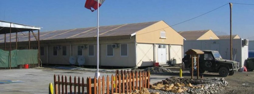 La base vie, un bâtiment transportable et résistant