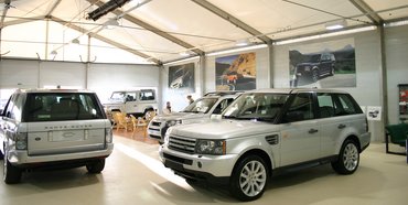 Showroom - Land Rover Showroom - Land Rover
