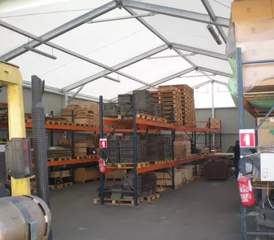 Tente de stockage