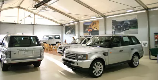 Showroom Land Rover