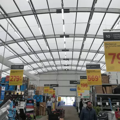 Magasin temporaire Neivalu
