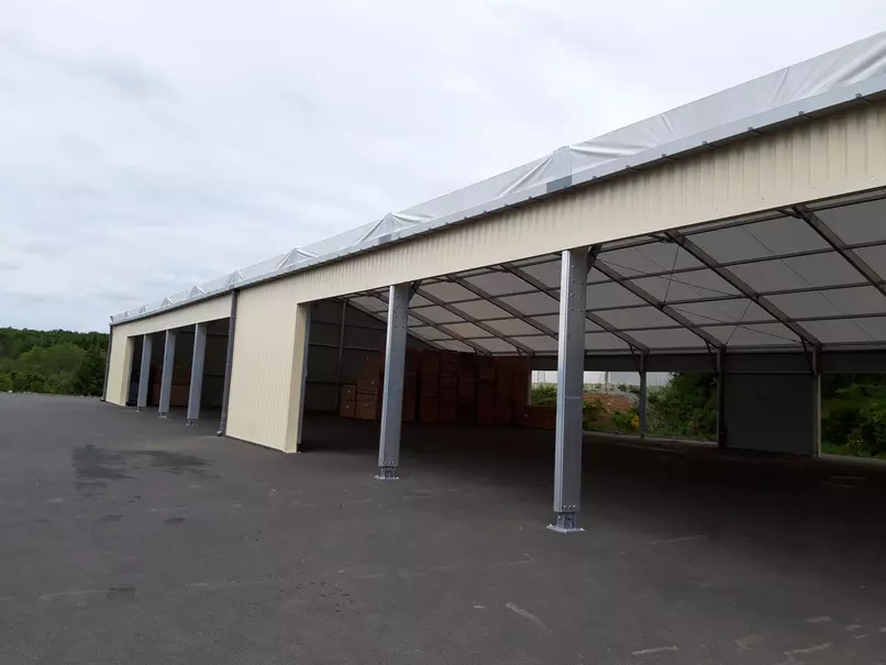 Structure de stockage pour une scierie de bois 